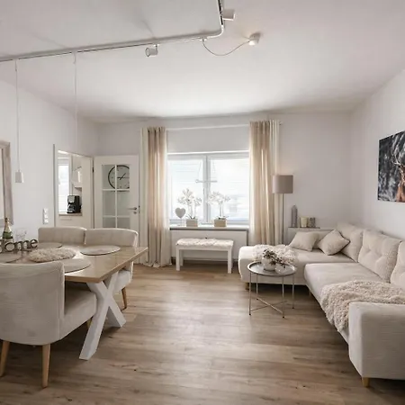 Perle Am Waltenberg, 85 Qm Ferienwohnung, Sauna, Zwei Wohnungen In Einer! Appartement Winterberg